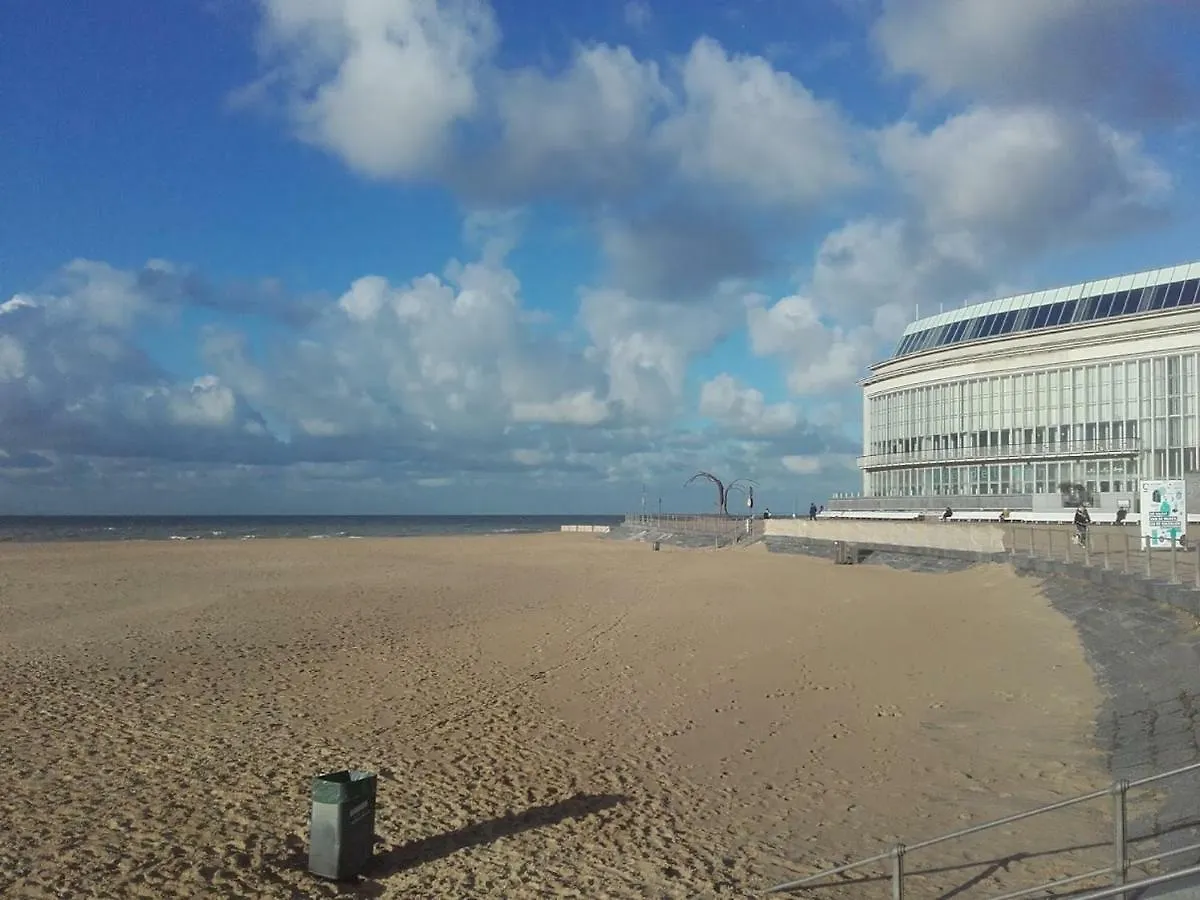 Trappenhuis Oostende 1905 Apartment 0*, Ostend Belgium